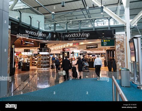 duty free shop vancouver airport.